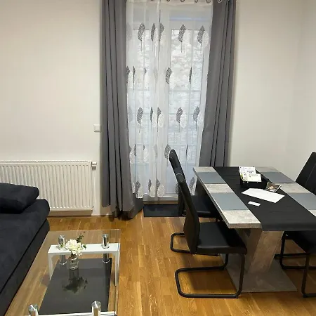 Paky 00322 Apartmán