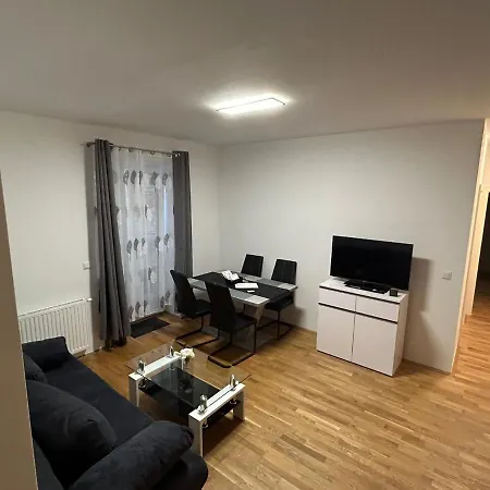 Paky 00322 Apartmán *