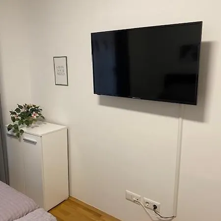 Paky 00322 Appartamento