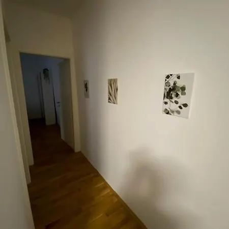 Paky 00322 Apartment